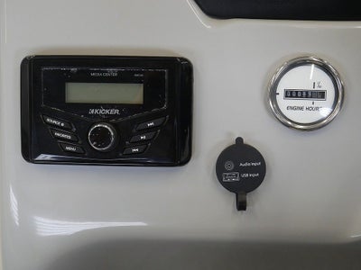 2021 LANDAU ISLAND BREEZE 232 TRITOON