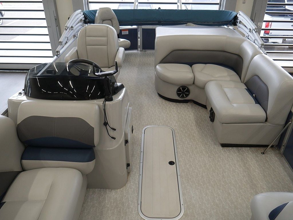 2021 LANDAU ISLAND BREEZE 232 TRITOON