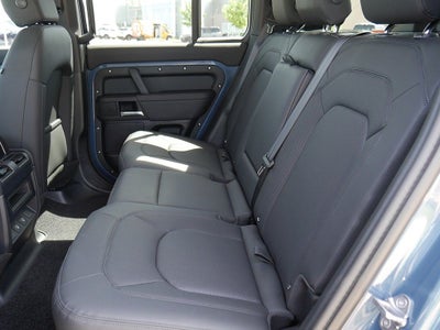 2025 Land Rover Defender 110 S