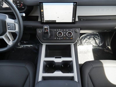 2025 Land Rover Defender 110 S