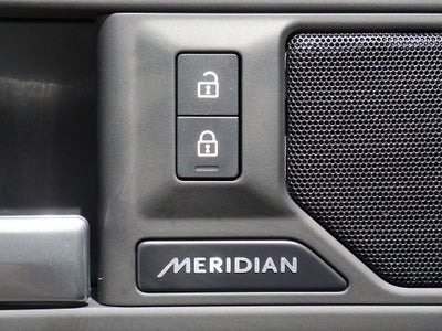 2025 Land Rover Defender 110 S