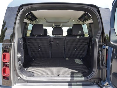 2025 Land Rover Defender 110 S