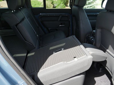 2025 Land Rover Defender 110 S