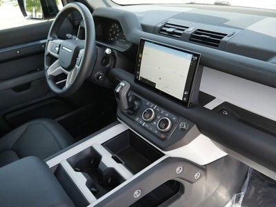 2025 Land Rover Defender 110 S