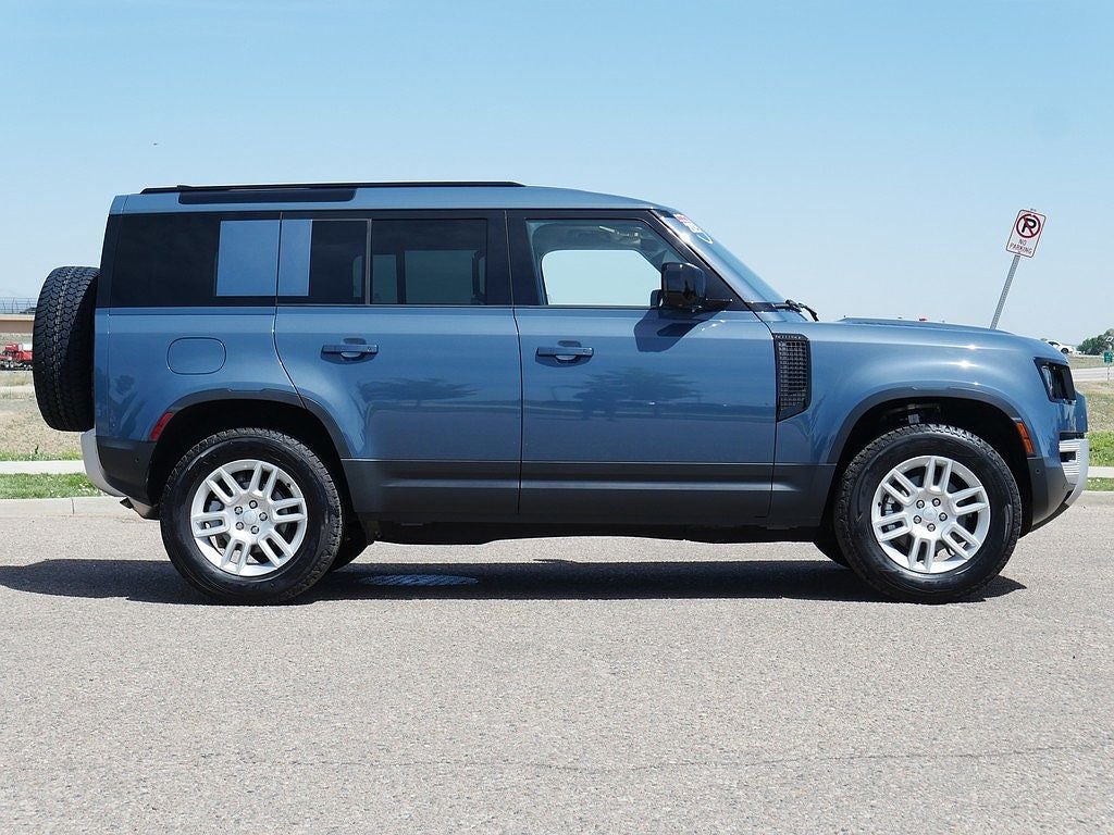 2025 Land Rover Defender 110 S