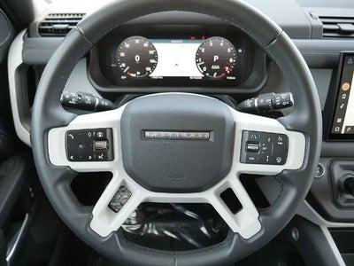 2025 Land Rover Defender 110 S