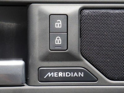 2025 Land Rover Defender 110 S