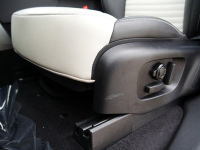 2025 Land Rover Discovery Metropolitan Edition