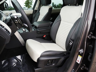 2025 Land Rover Discovery Metropolitan Edition
