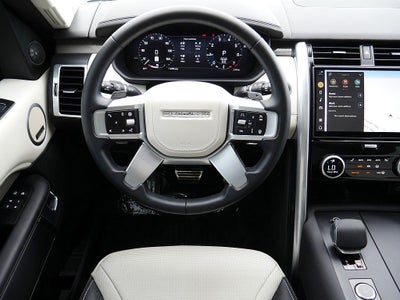 2025 Land Rover Discovery Metropolitan Edition