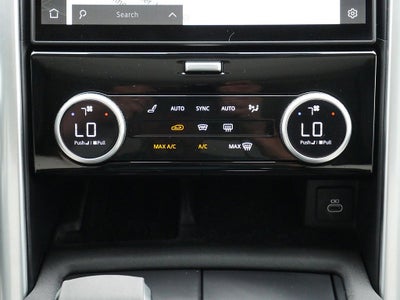 2025 Land Rover Discovery Metropolitan Edition