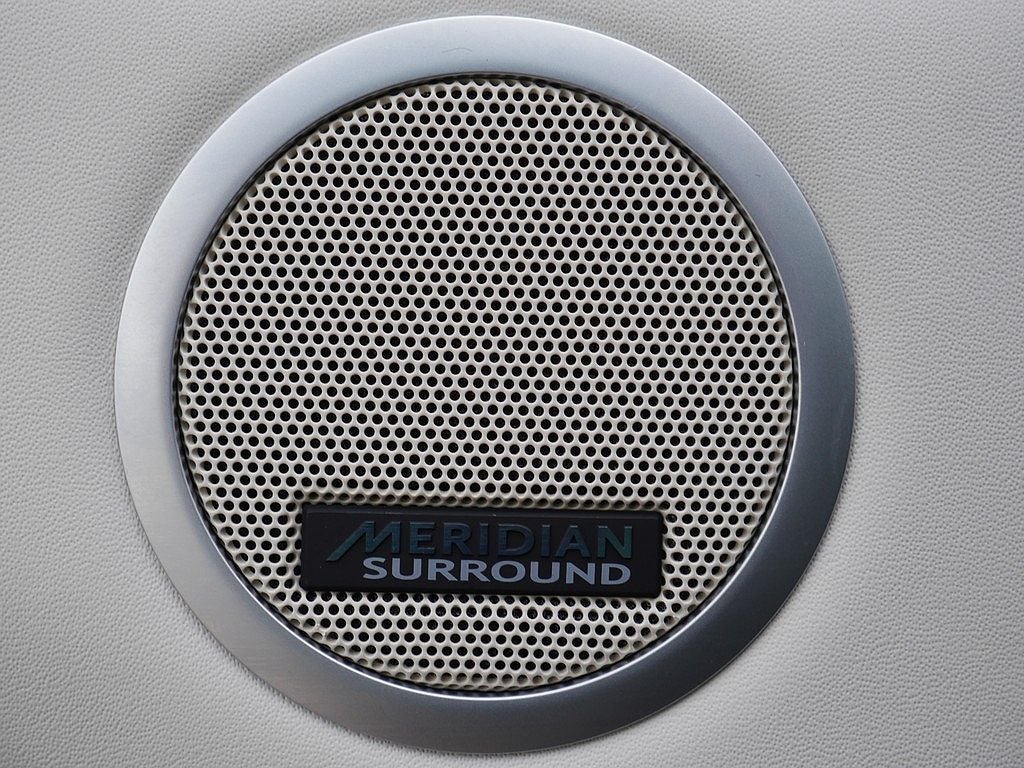 2025 Land Rover Discovery Metropolitan Edition