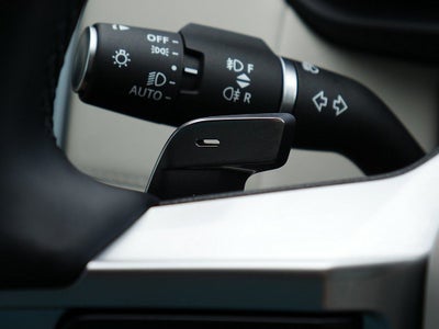 2025 Land Rover Discovery Metropolitan Edition