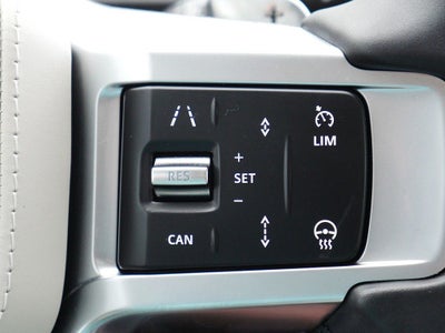 2025 Land Rover Discovery Metropolitan Edition