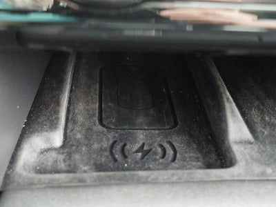 2025 Land Rover Discovery Metropolitan Edition