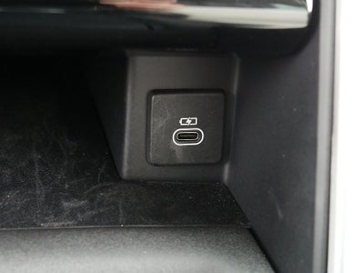 2025 Land Rover Discovery Metropolitan Edition