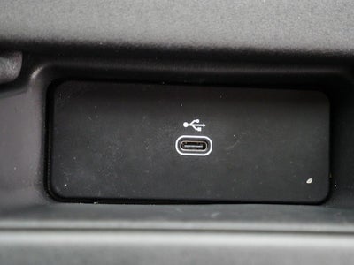 2025 Land Rover Discovery Metropolitan Edition
