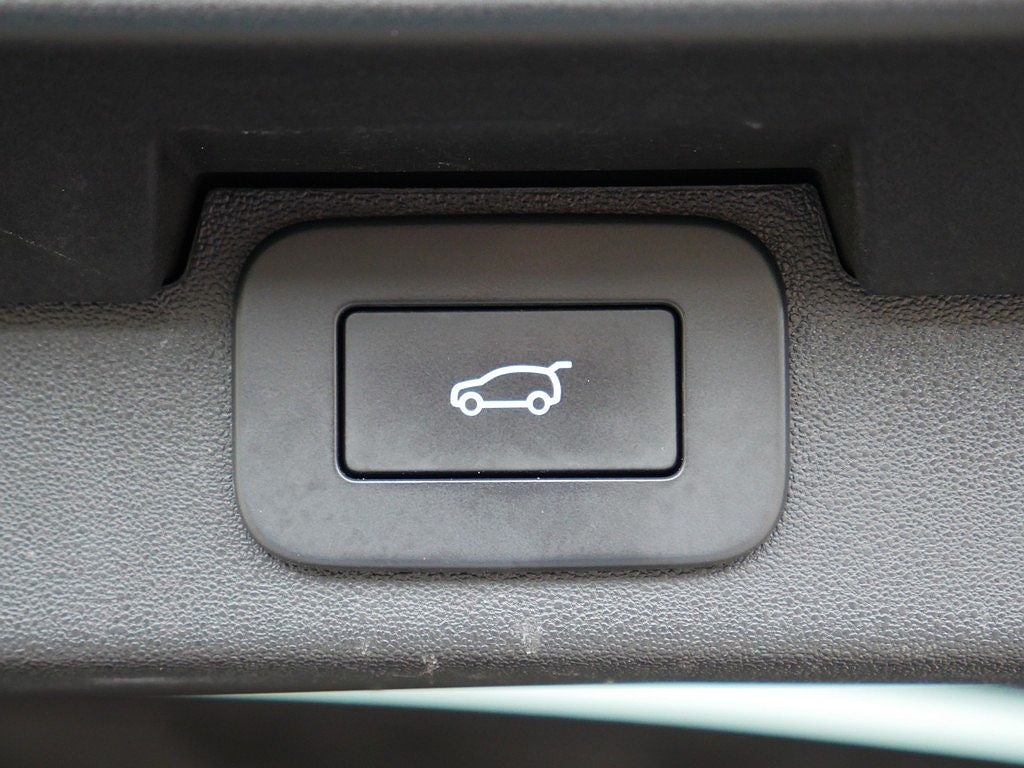 2025 Land Rover Discovery Metropolitan Edition