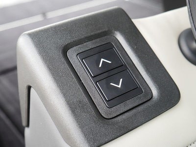 2025 Land Rover Discovery Metropolitan Edition