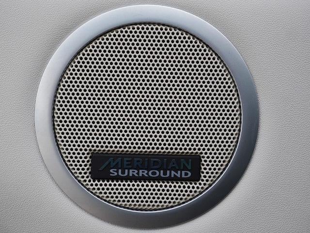 2025 Land Rover Discovery Metropolitan Edition