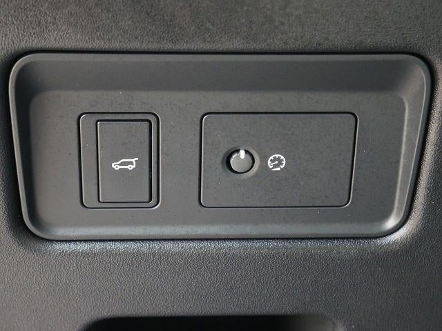 2025 Land Rover Discovery Metropolitan Edition