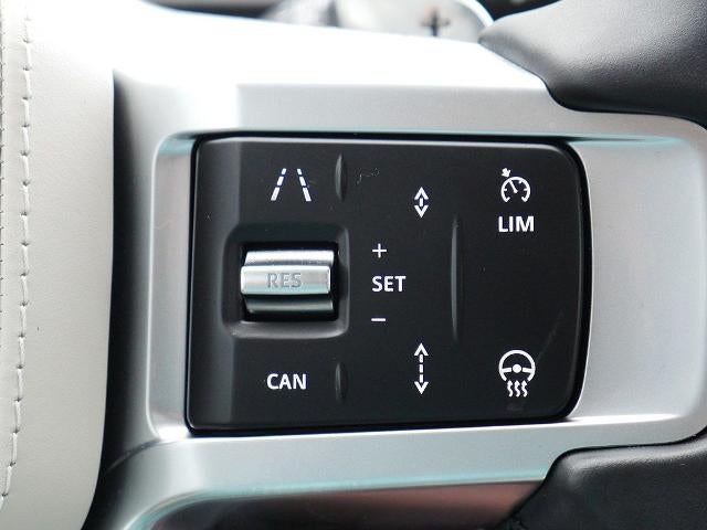 2025 Land Rover Discovery Metropolitan Edition
