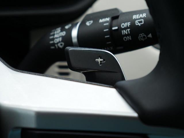 2025 Land Rover Discovery Metropolitan Edition