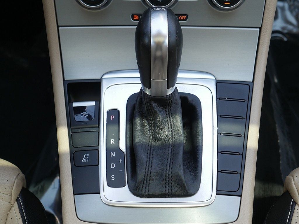 2013 Volkswagen CC 2.0T Lux FWD