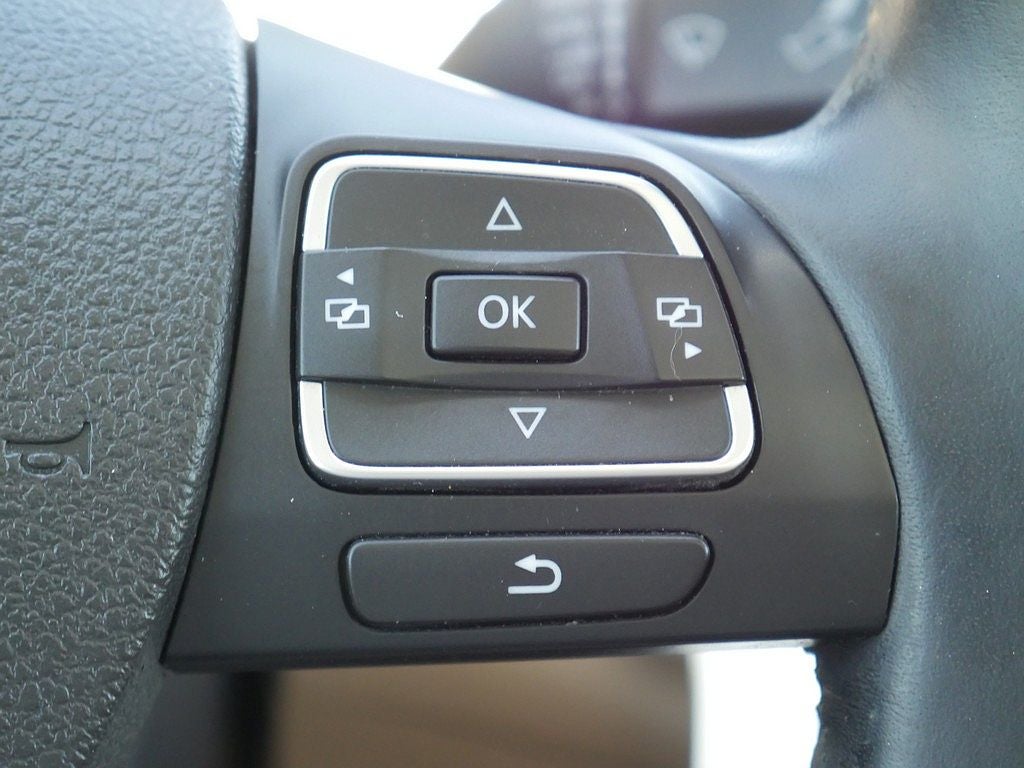 2013 Volkswagen CC 2.0T Lux FWD