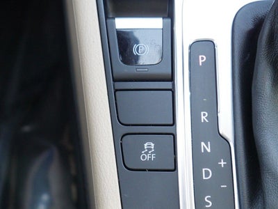 2013 Volkswagen CC 2.0T Lux FWD