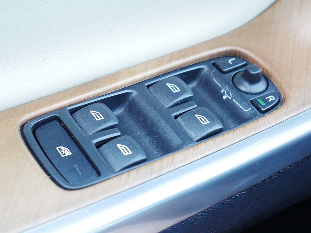 2015 Volvo XC60 T5 Premier AWD